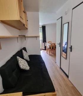 Habere-Poche Apartment | Appartement de station rénovée avec parking