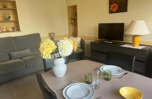 La Ferriere-aux-Etangs Apartment | Appartement moderne à La Ferrière-aux-Étangs de 55 m² avec jacuzzi