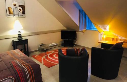 La Ferriere-aux-Etangs Apartment | Appartement charmant à La Ferrière-aux-Étangs avec jacuzzi - 42 m²