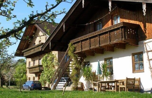 Riedering Apartment | Appartement Hochries, 51 qm Obergeschoss, 1 Separates Schlafzimmer