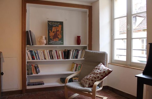 Vezelay Apartment | Appartement -Le Clos- Cellier de l'abbaye