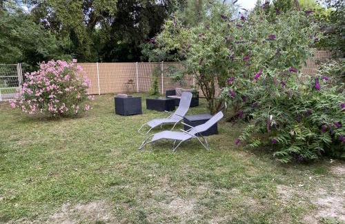 Marsanne Apartment | Appartement LES LAURIERS ROSES