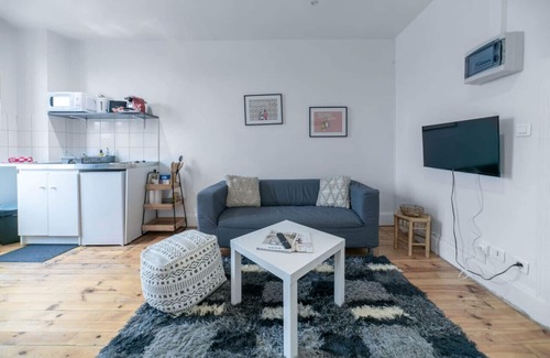 Cœur de Ville Apartment | Appartement Lumineux en Centre Ville Avec Parking