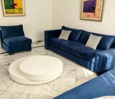 Les Berges du Lac Apartment | Appartement luxueux aux berges du lac 1