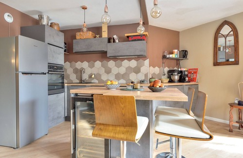 Saint-Denis Apartment | Appartement Olympe - Welkeys