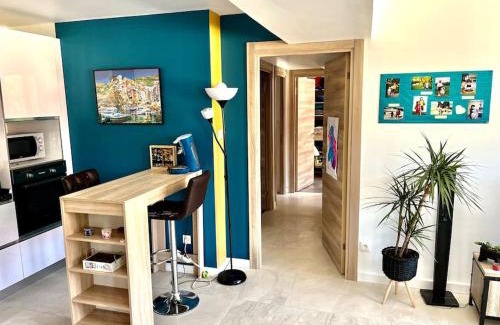 Oyonnax Apartment | Appartement privé et lumineux en centre-ville, à Oyonnax, proche des lacs
