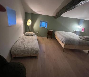Vinzieux Apartment | Appartement privé rose