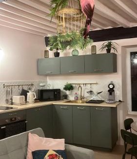 Vinzieux Apartment | Appartement privé rose