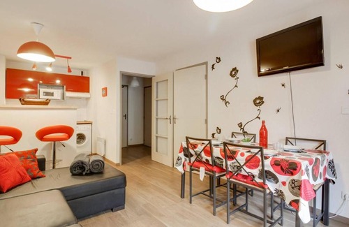 Sers Apartment | Appartement Sers, 2 pièces, 6 personnes - FR-1-403-7