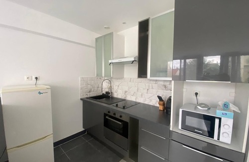 Argenteuil Apartment | Appartement Spacieux et Lumineux