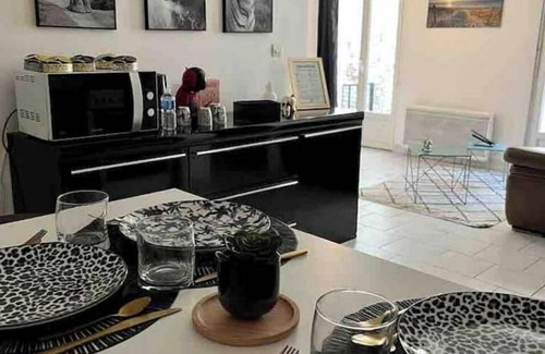 Anatole France Danton Apartment | Appartement Spacieux Proche de la Gare
