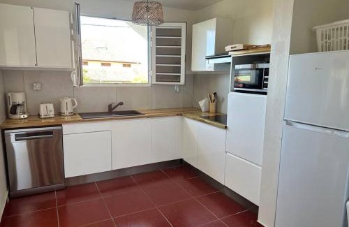 Quartier Desert Apartment | APPARTEMENT T3 "TI CAZE" Villa Bel Kay Nou