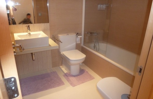 Roses Town Center Apartment | Appartement T4 Neuve Dans Résidence Fermé