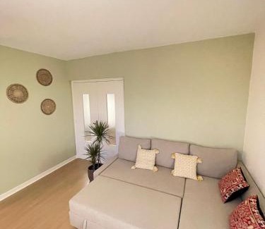 Ferney-Voltaire Apartment | Appartement Très Cosy à 5 min Aéroport Genève