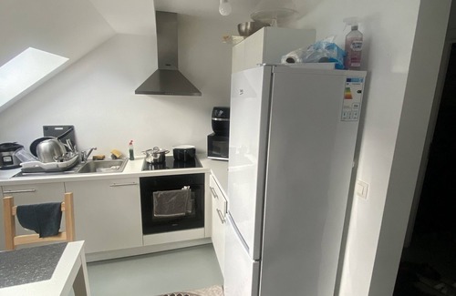 Saint-Nicolas Apartment | Appartement Très Chaleureux Situez au Dernier Étage de Plusieurs Logements