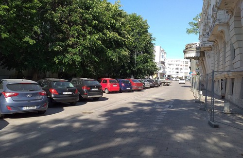 Old Town Apartment | Appartment 3 rooms, splendid position, 1 minut of walk to the Black Sea