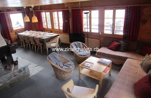 Zinal Apartment | Appartment in a chalet in Zinal - 3 bedrooms with 2 beds - 2 beds in the living room - TV broadcasti