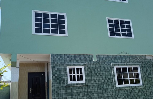 North Legon Apartment | Apple House, Exquisite but affordable rooms for your vacation relaxation.