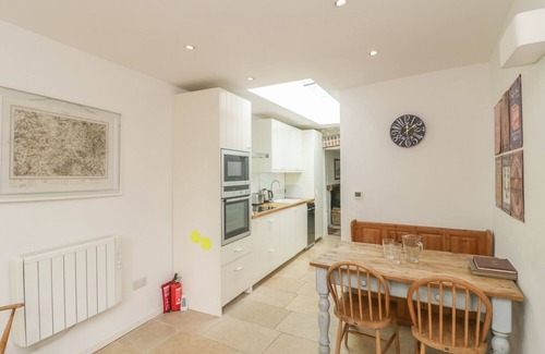Shillingstone Cottage | APPLE TREE COTTAGE, pet friendly, with open fire in Shillingstone