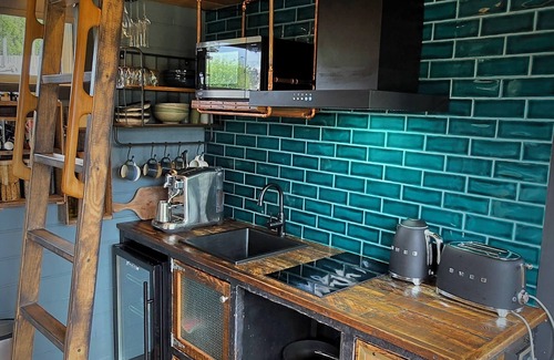 Huon Valley Cabin | Appledore - Cabin in the Valley