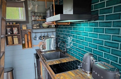 Huon Valley Cabin | Appledore - Cabin in the Valley