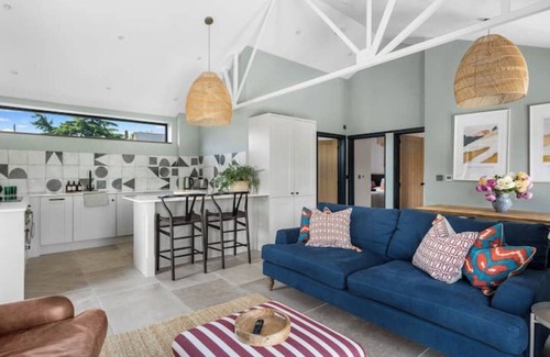 Pitchcombe House | Appletree - A Luxury Barn on our Family Farm in Warwickshire