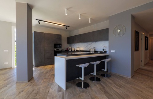 Cresseglio Apartment | Approx. 190 m² 6-room house unit with terrace and whirlpool