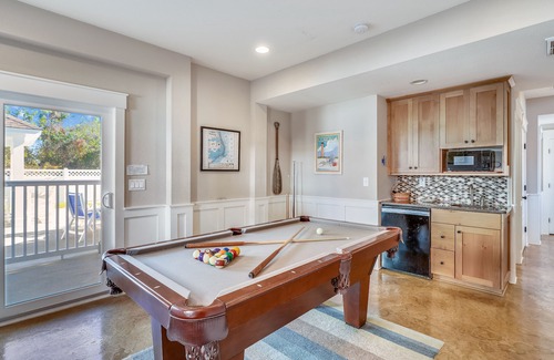Currituck County House | Approx 500 ft to beach access, Private pool, Elevator, Pets