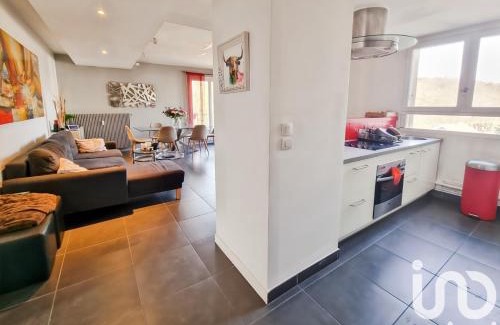 Saint-Maurice Apartment | Appt Cosy Porte Paris parc Fleural et Parking