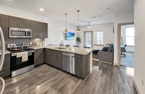 McKinney Apartment | Apt 308 · Luxury Queen Suite/Pool |Free Parking| Hwy121| TPC