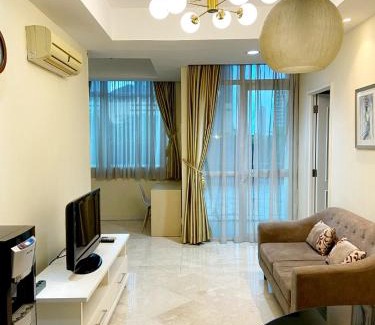East Kuningan Apartment | Apt Bellagio 2 BR Gold With Wi-Fi, Pool & Netflix