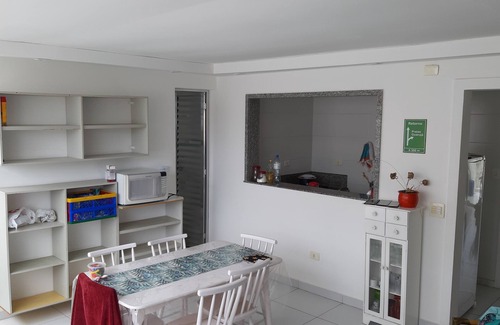 Enseada Apartment | Apt. comfortable, well located 100mts from Enseada-Guarujá Beach