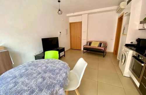 Terrassa Apartment | Apt. in TERRASSA at 24 Kms from Barcelona. 4/6/8 pers/apt.