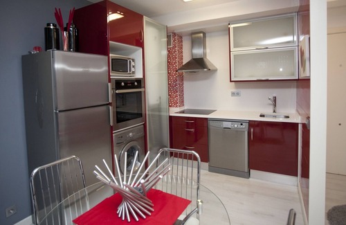 Santiago de Compostela City Centre Apartment | Apt in the CENTER at 600 m. of the Cathedral with free garage and wifi