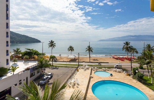 Ipiranga Apartment | Apt Martim de Sá - Facing the beach (foot in the sand) - Sea view