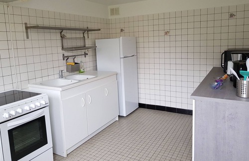 Chasseneuil-du-Poitou Apartment | APT T2 1 - 6 people with terrace & garden 3 minutes from the Futuroscope