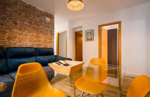 San Roque Apartment | Apto céntrico, 2 aparcamientos privados, bicis
