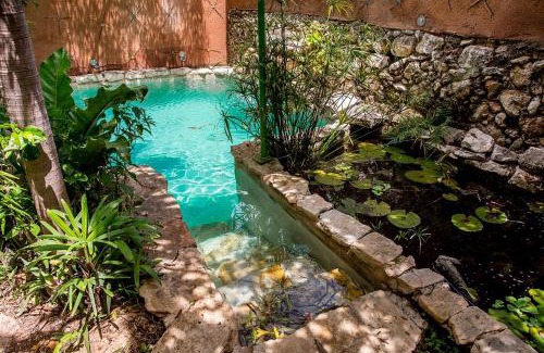 Barrio de Santiago Apartment | Aqua by Majikal B&B