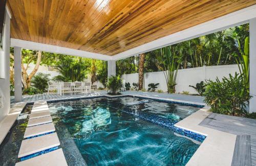 Bradenton Beach House | Aqua Paradise