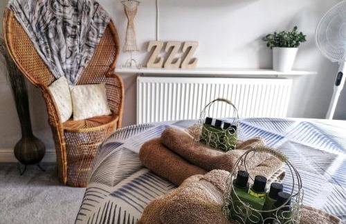 New Brighton Apartment | Aqua View, New Brighton Beach- 2 Bedroom Apartment #Liverpool #Beatles