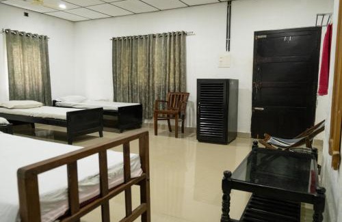 Kumarakom House | Aqualillies Water Front Heritage Homestay
