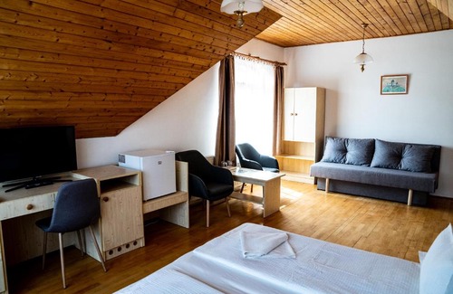 Telkibanya House | Aranybánya Panzió és Apartmanház