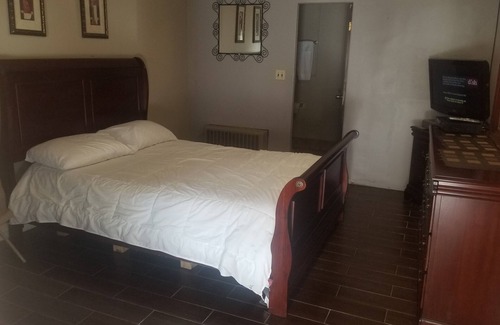 Wrentham Hotel | Arbor Inn Motor Lodge