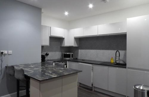 Newington Apartment | Architect designed meadows central apartment