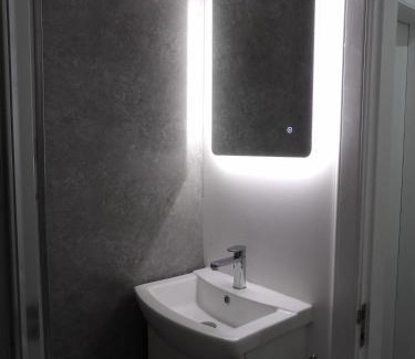 Newington Apartment | Architect designed meadows central apartment