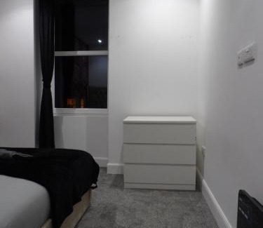 Newington Apartment | Architect designed meadows central apartment