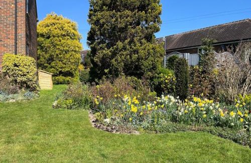 Lingfield House | Archtrees House - Family home in Surrey village
