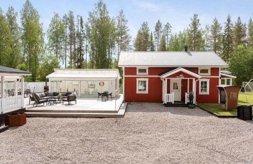Overkalix House | Arctic Ranch