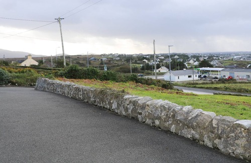 Bunbeg House | ARD AN PHÍOBAIRE, pet friendly in Derrybeg, County Donegal