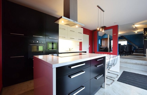 Vaux-sur-Sure Cottage | Ardennes Stay for 18 guests